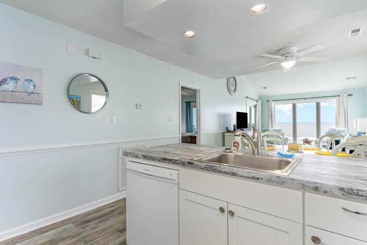 Lazy Days Beach Getaway Apartment Myrtle Beach Exterior photo