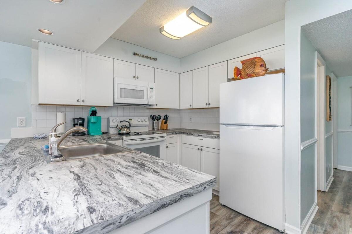 Lazy Days Beach Getaway Apartment Myrtle Beach Exterior photo